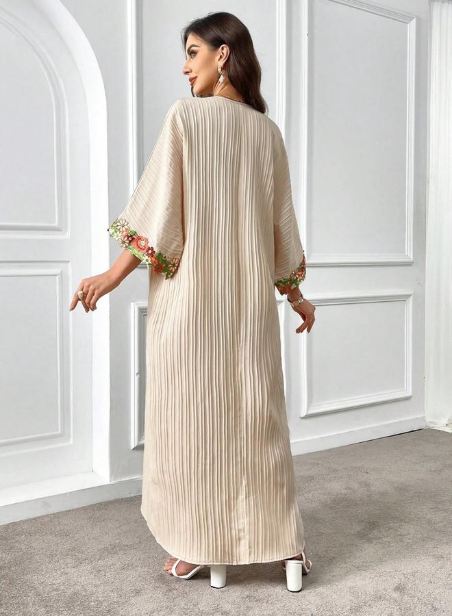 Take Two Women Textured Flower Patch Detail V Neck Jalabiya - Image 3